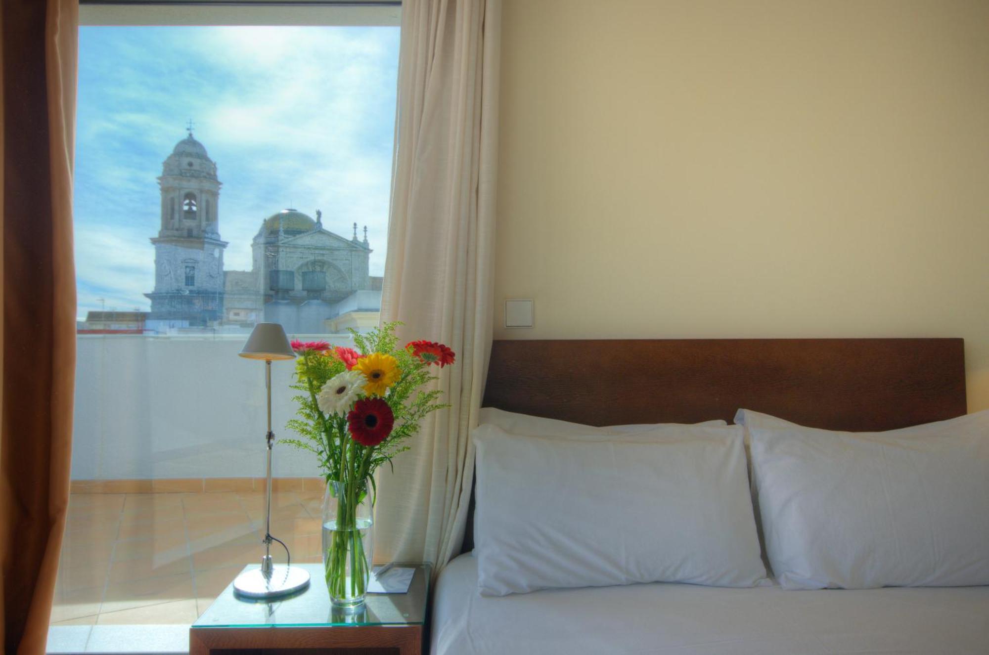 Hotel Patagonia Sur Cadiz Ngoại thất bức ảnh